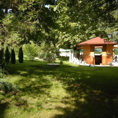 Park Hotel Persey Варна Экстерьер фото