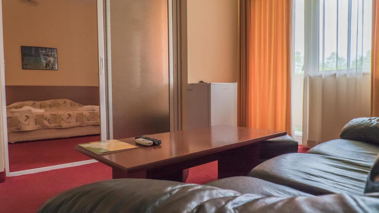 Park Hotel Persey Варна Экстерьер фото
