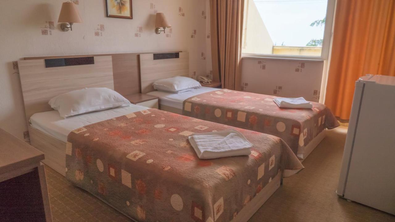 Park Hotel Persey Варна Экстерьер фото