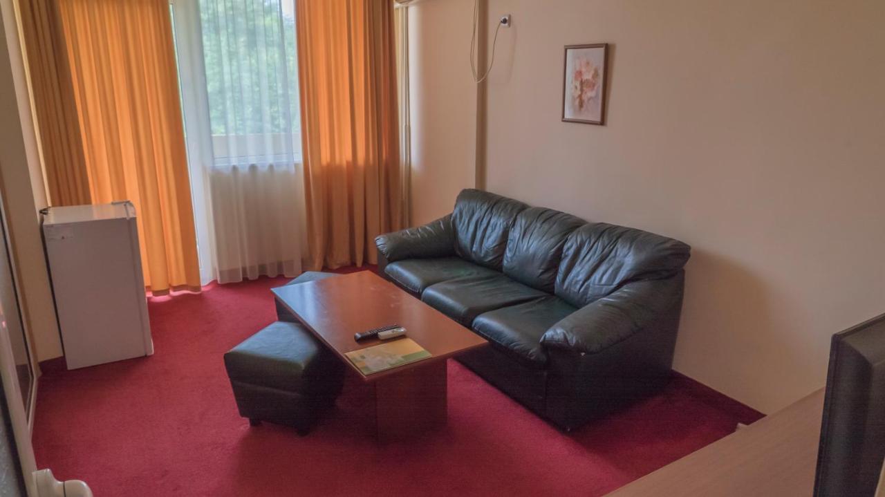 Park Hotel Persey Варна Экстерьер фото