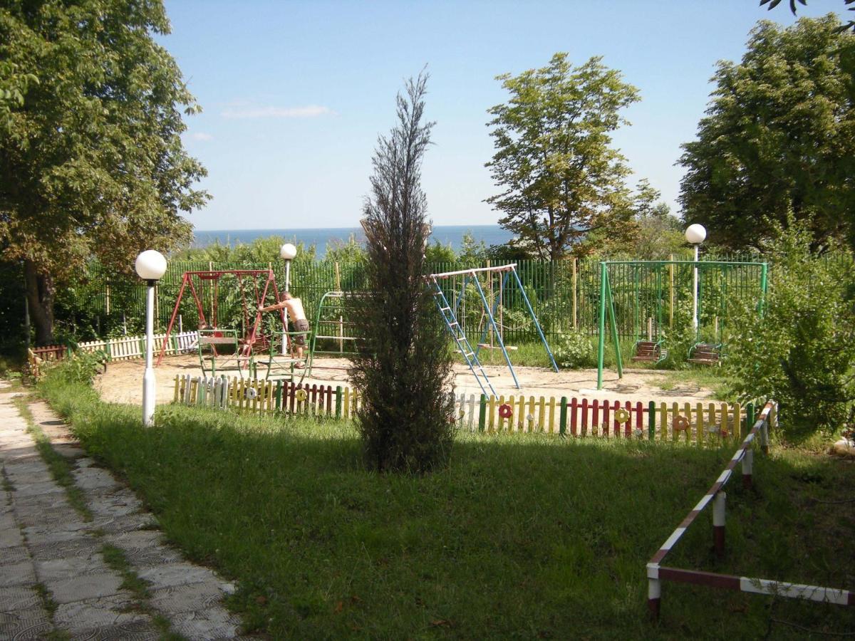 Park Hotel Persey Варна Экстерьер фото
