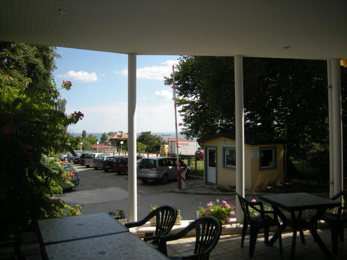 Park Hotel Persey Варна Экстерьер фото