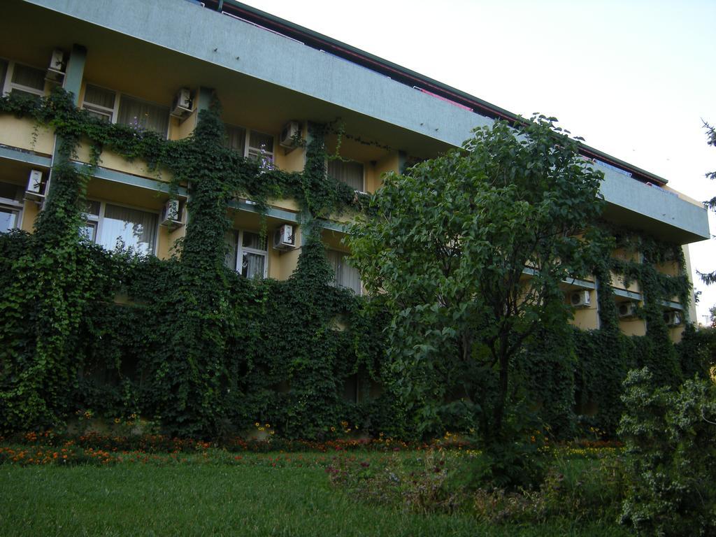 Park Hotel Persey Варна Экстерьер фото