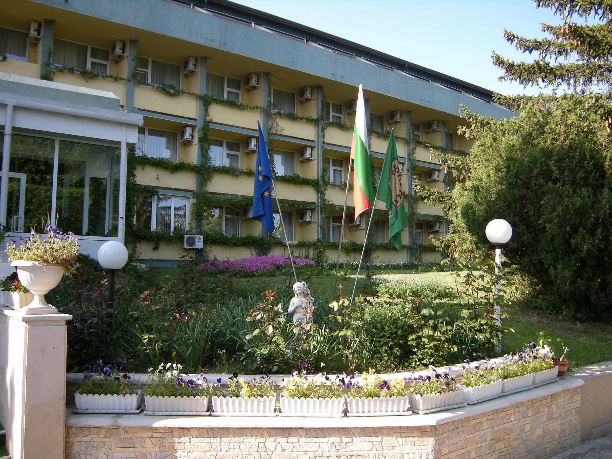 Park Hotel Persey Варна Экстерьер фото